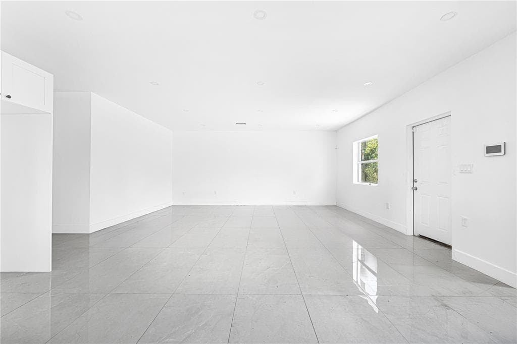 7990 NW 8th Avenue, Miami FL 33150 — 5