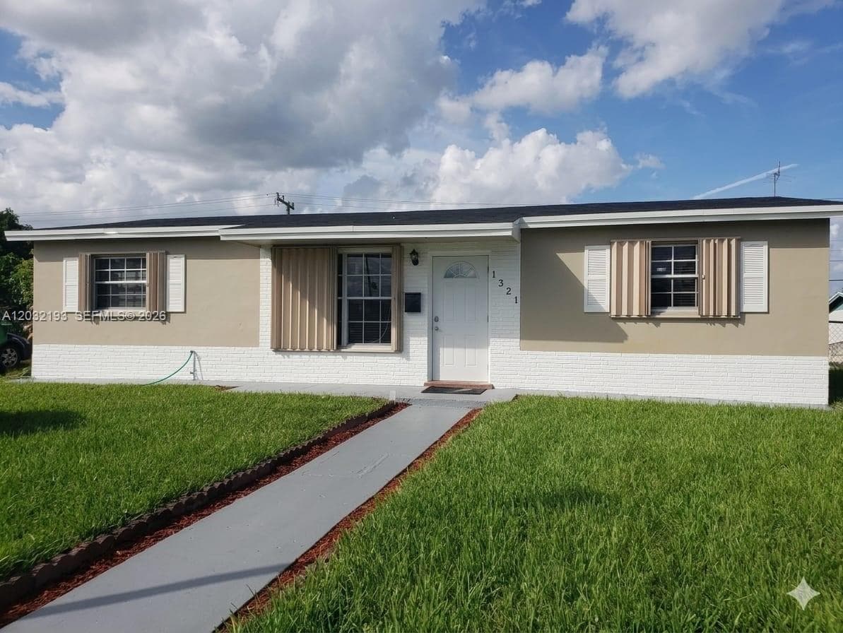 1321 NW 199th St, Miami Gardens FL 33169 — 1