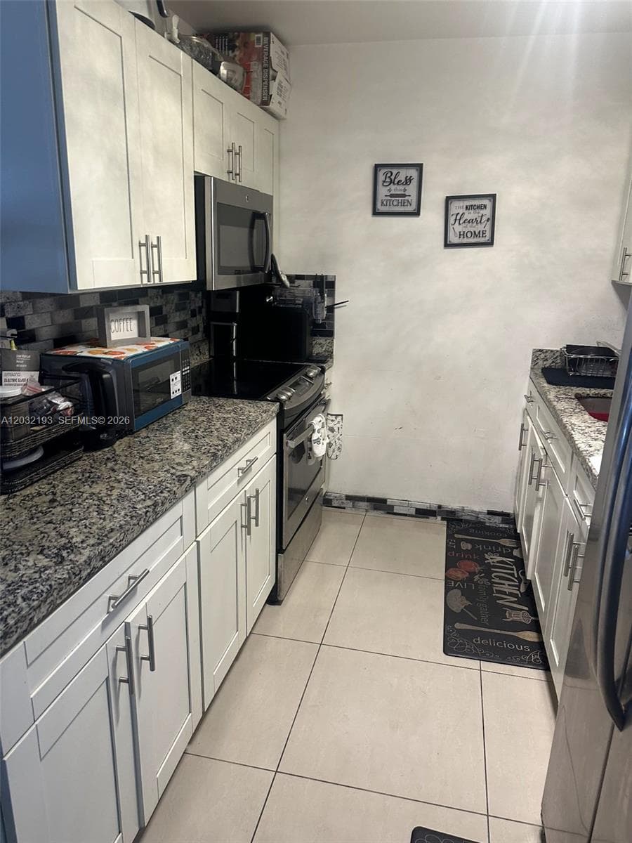 1321 NW 199th St, Miami Gardens FL 33169 — 25
