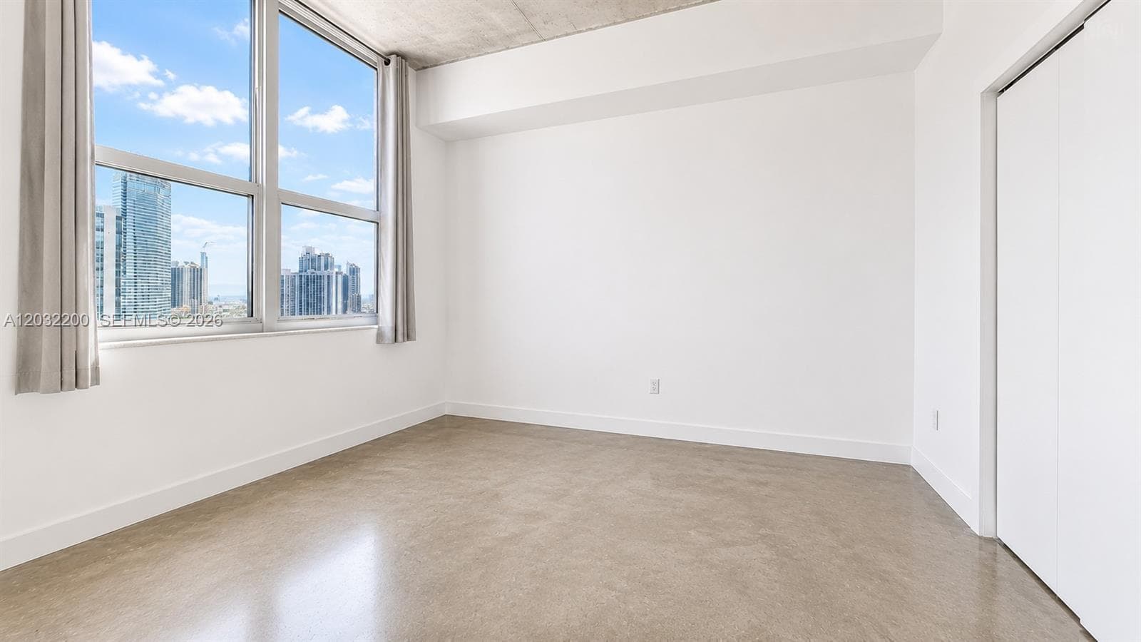 133 NE 2nd Ave # 3112, Miami FL 33132 — 4