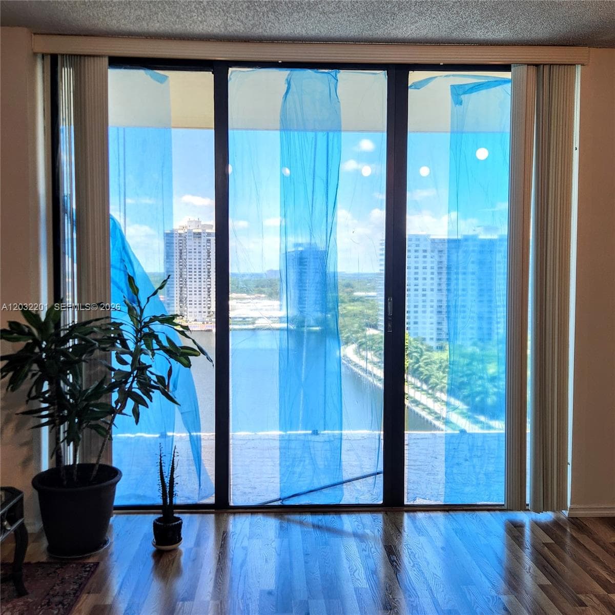18181 NE 31st Ct # 1710, Aventura FL 33160 — 17