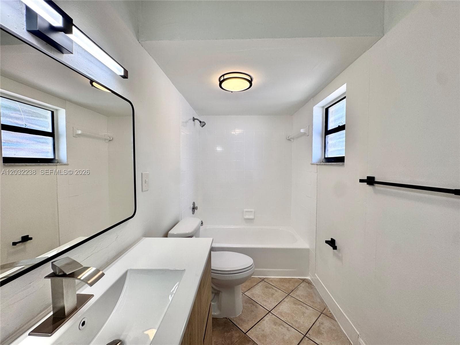 1250 Lincoln Rd # 203, Miami Beach FL 33139 — 23