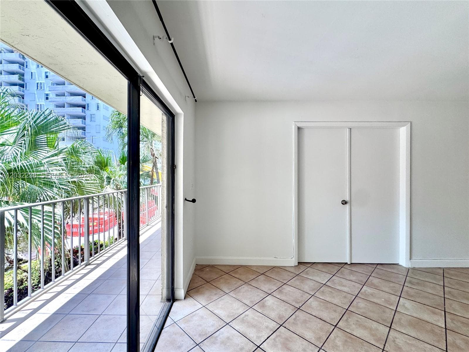 1250 Lincoln Rd # 203, Miami Beach FL 33139 — 2