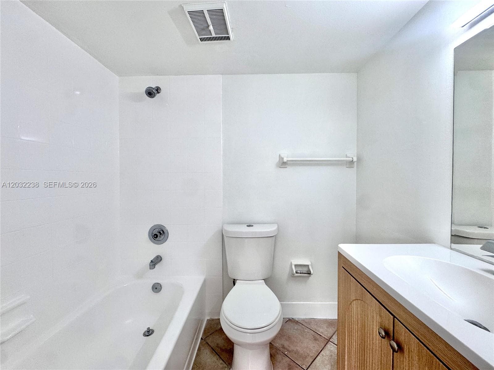1250 Lincoln Rd # 203, Miami Beach FL 33139 — 13