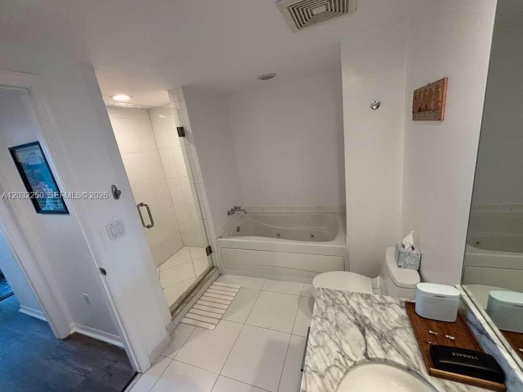 55 SE 6th St # 1208, Miami FL 33131 — 9