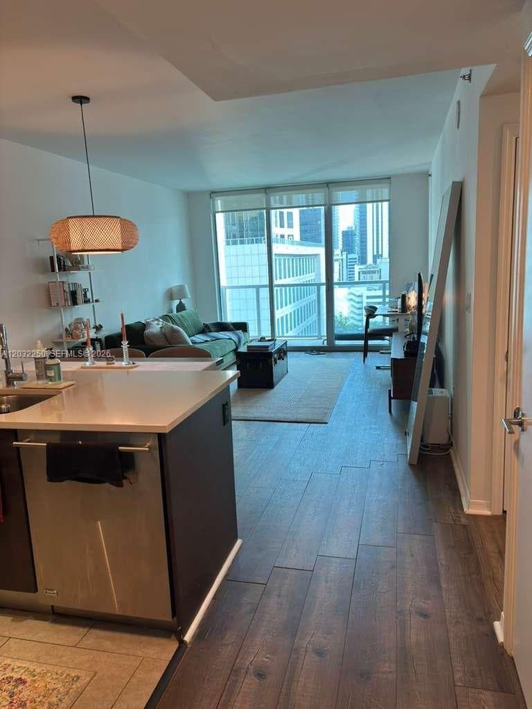 55 SE 6th St # 1208, Miami FL 33131 — 8