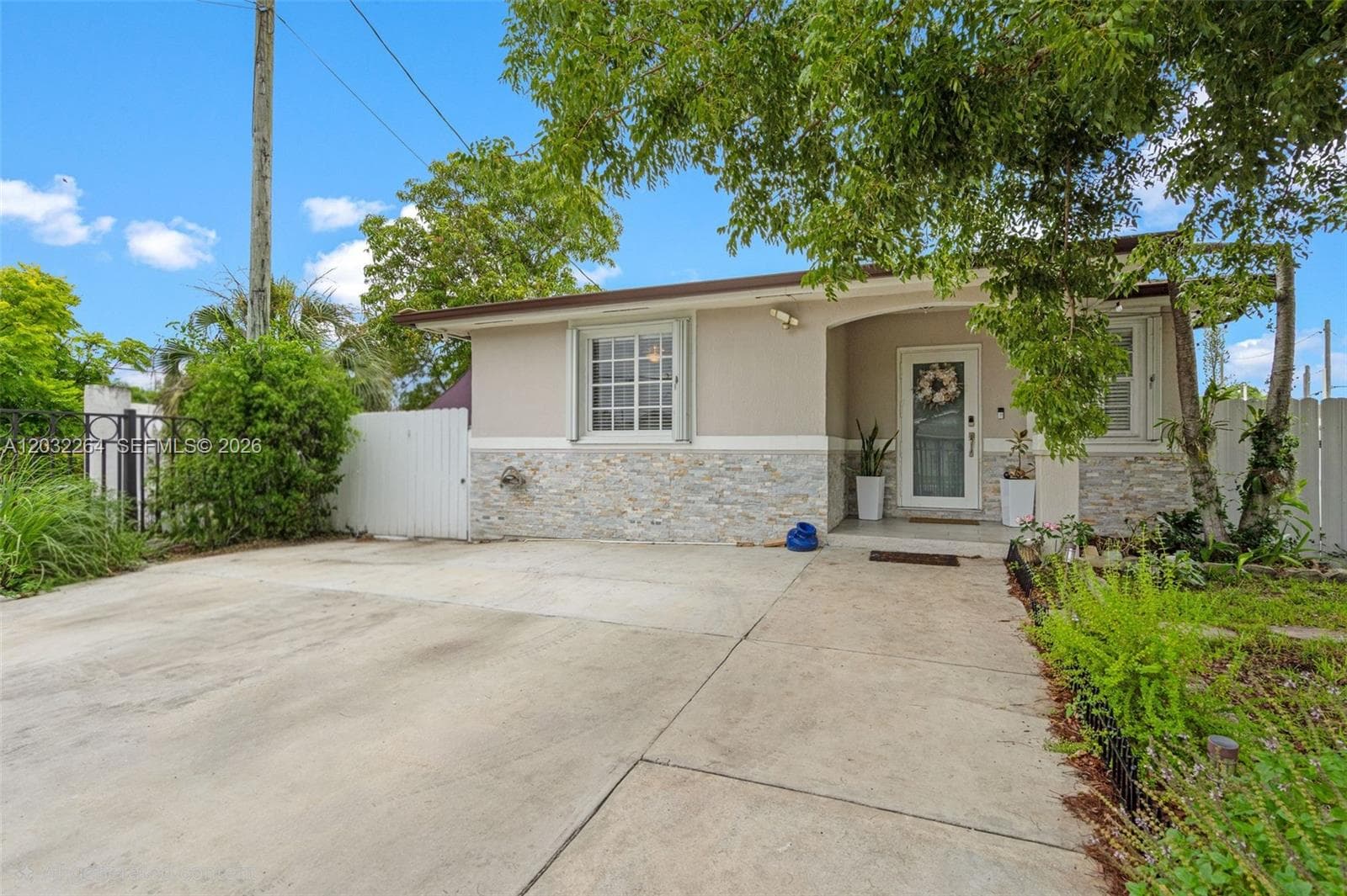 1430 NW 5th Ave, Florida City FL 33034 — 1