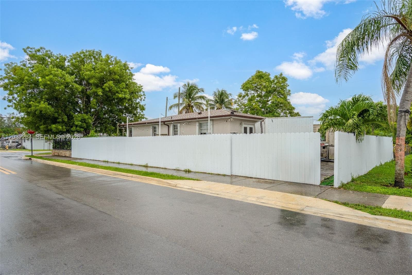 1430 NW 5th Ave, Florida City FL 33034 — 34