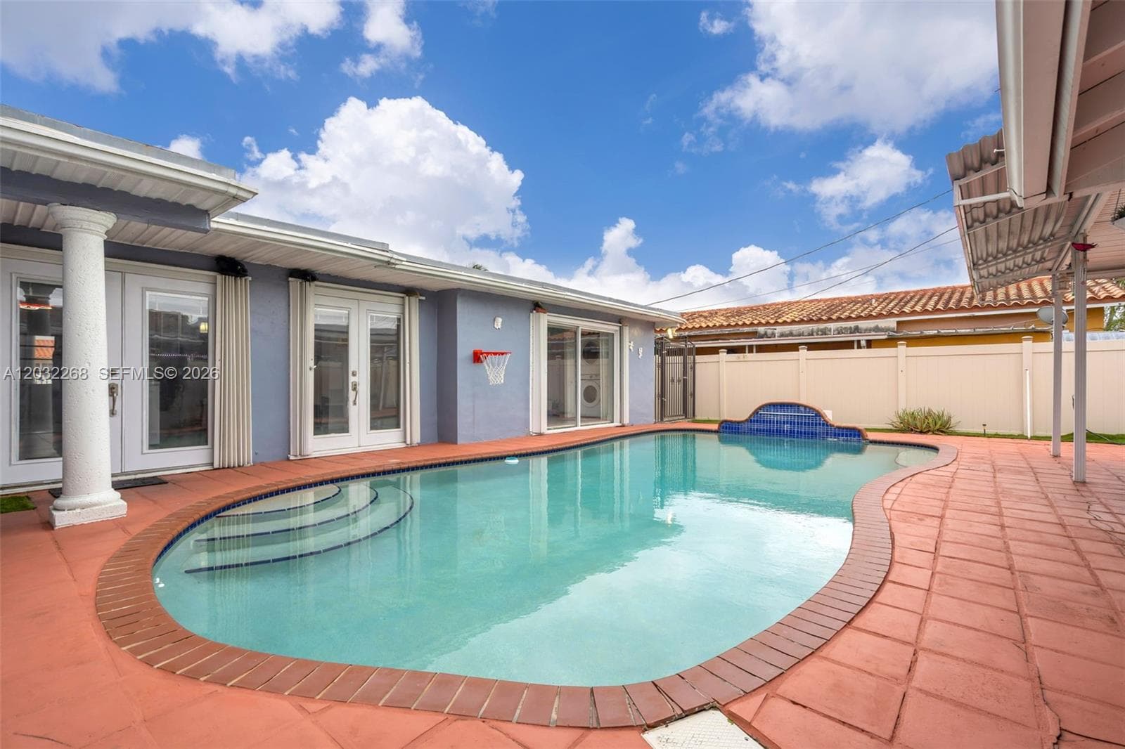 4820 W 2nd Ln, Hialeah FL 33012 — 35