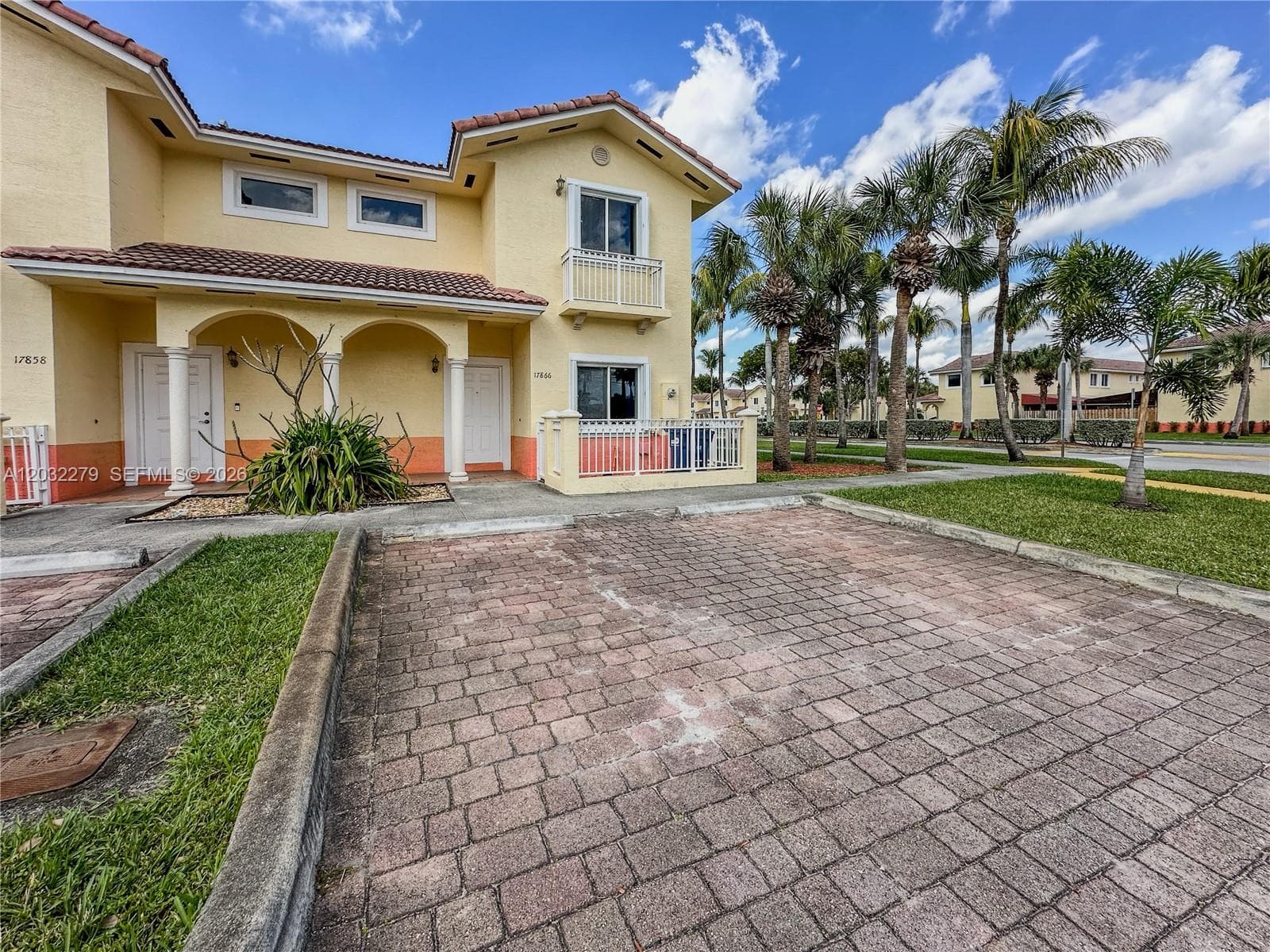 17866 NW 74th Ct, Hialeah FL 33015 — 6