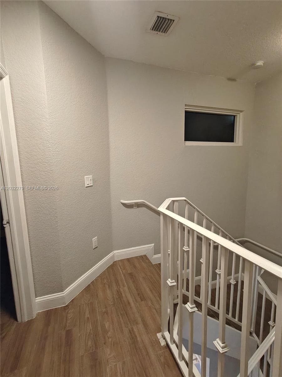 17866 NW 74th Ct, Hialeah FL 33015 — 37