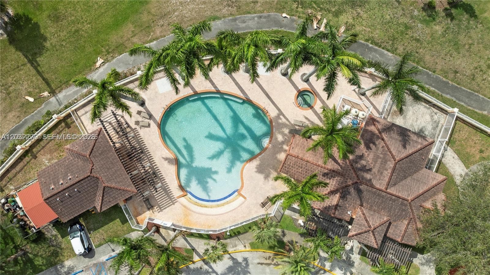 17866 NW 74th Ct, Hialeah FL 33015 — 4