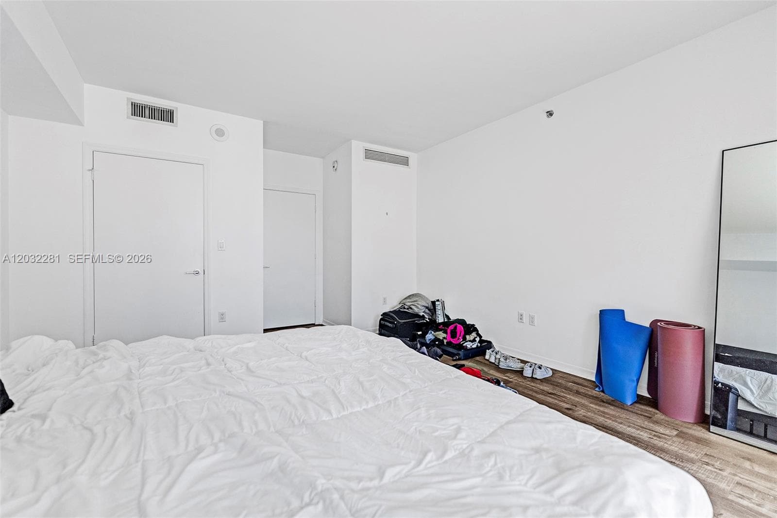 55 SE 6th St # 1208, Miami FL 33131 — 19