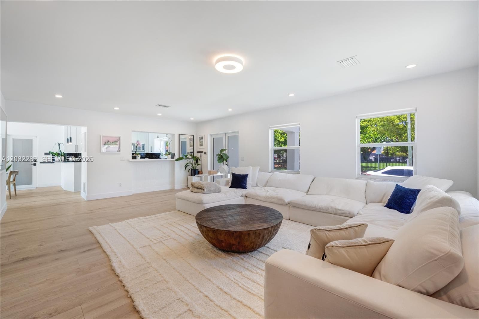 930 Stillwater Dr, Miami Beach FL 33141 — 5