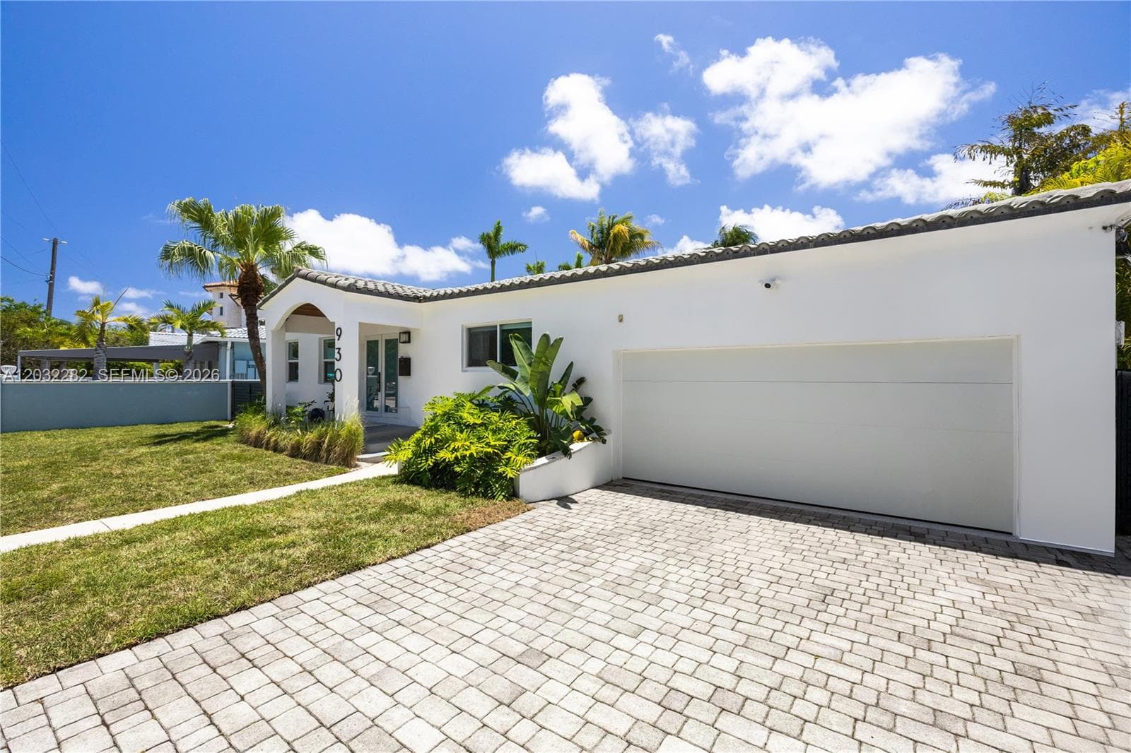 930 Stillwater Dr, Miami Beach FL 33141 — 11