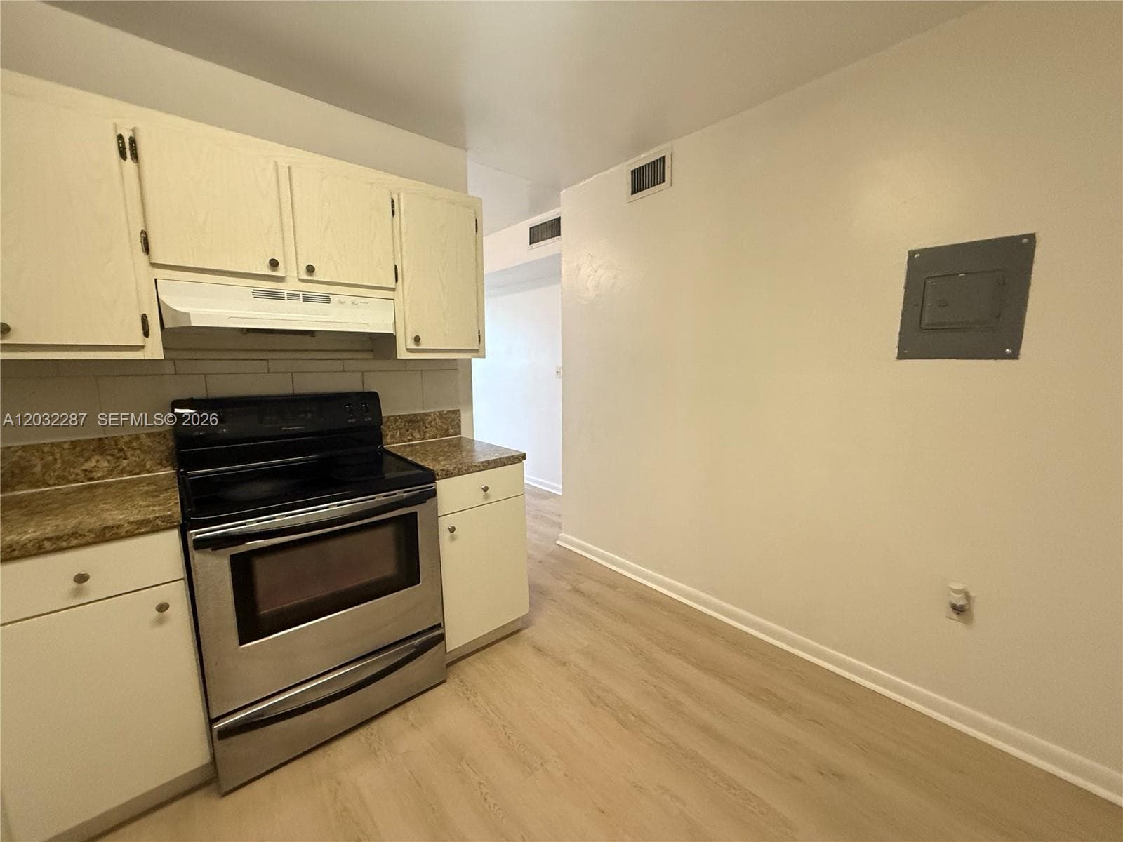 12215 W Dixie Hwy # 306, North Miami FL 33161 — 3