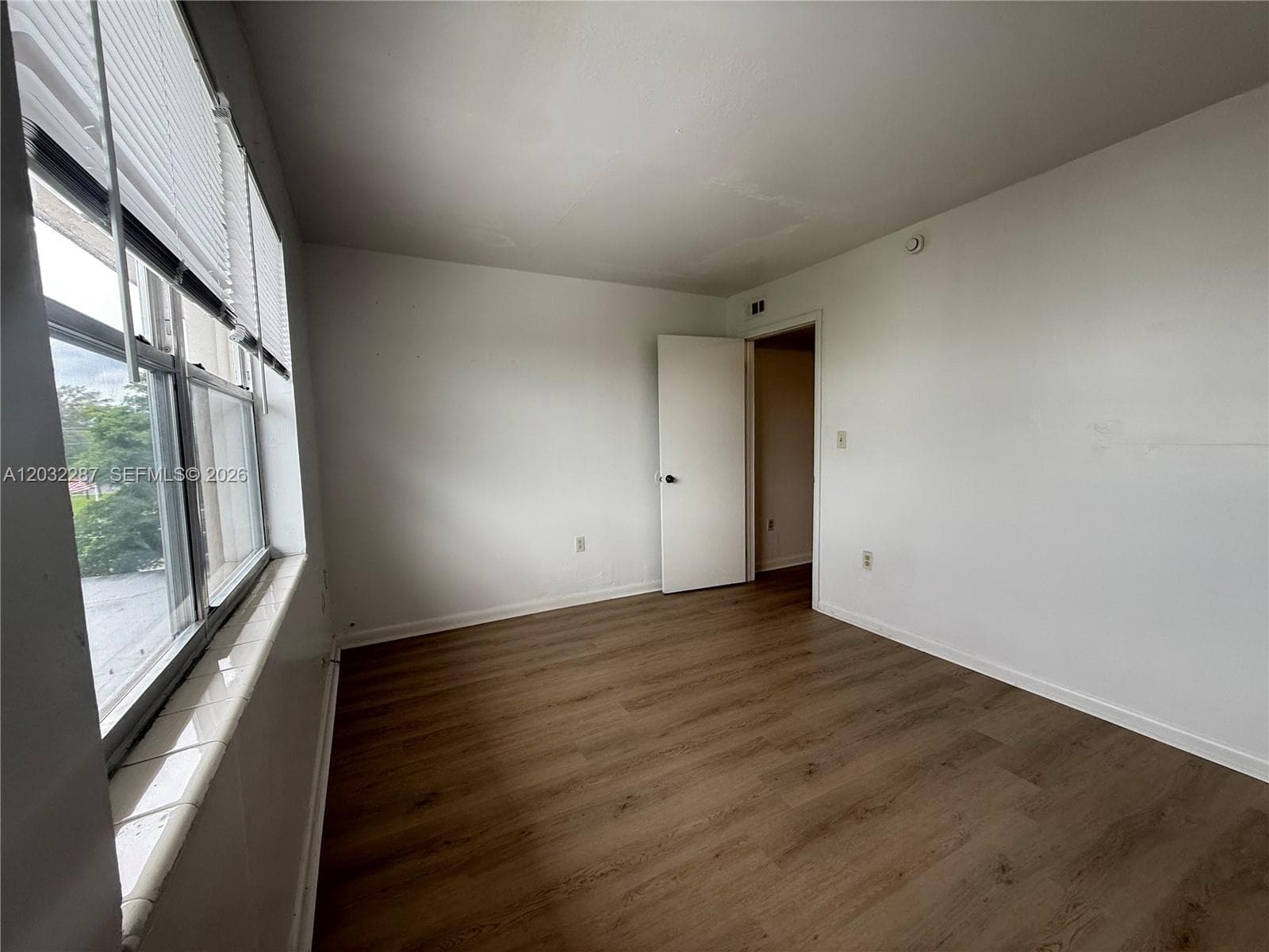 12215 W Dixie Hwy # 306, North Miami FL 33161 — 5