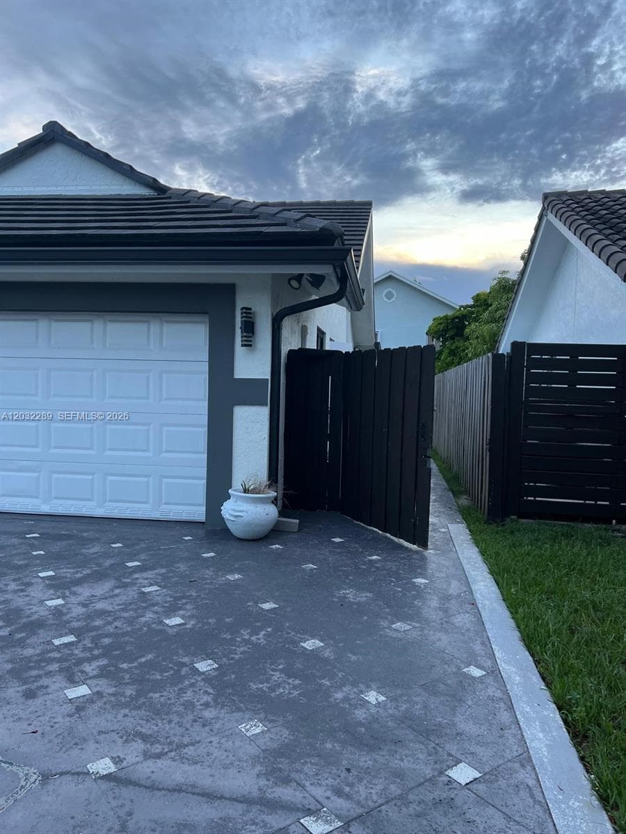 10822 SW 142nd Ct, Miami FL 33186 — 1