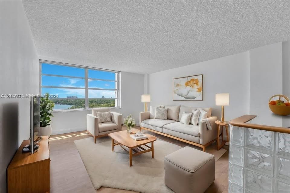 150 SE 25th Rd # 15J, Miami FL 33129 — 1
