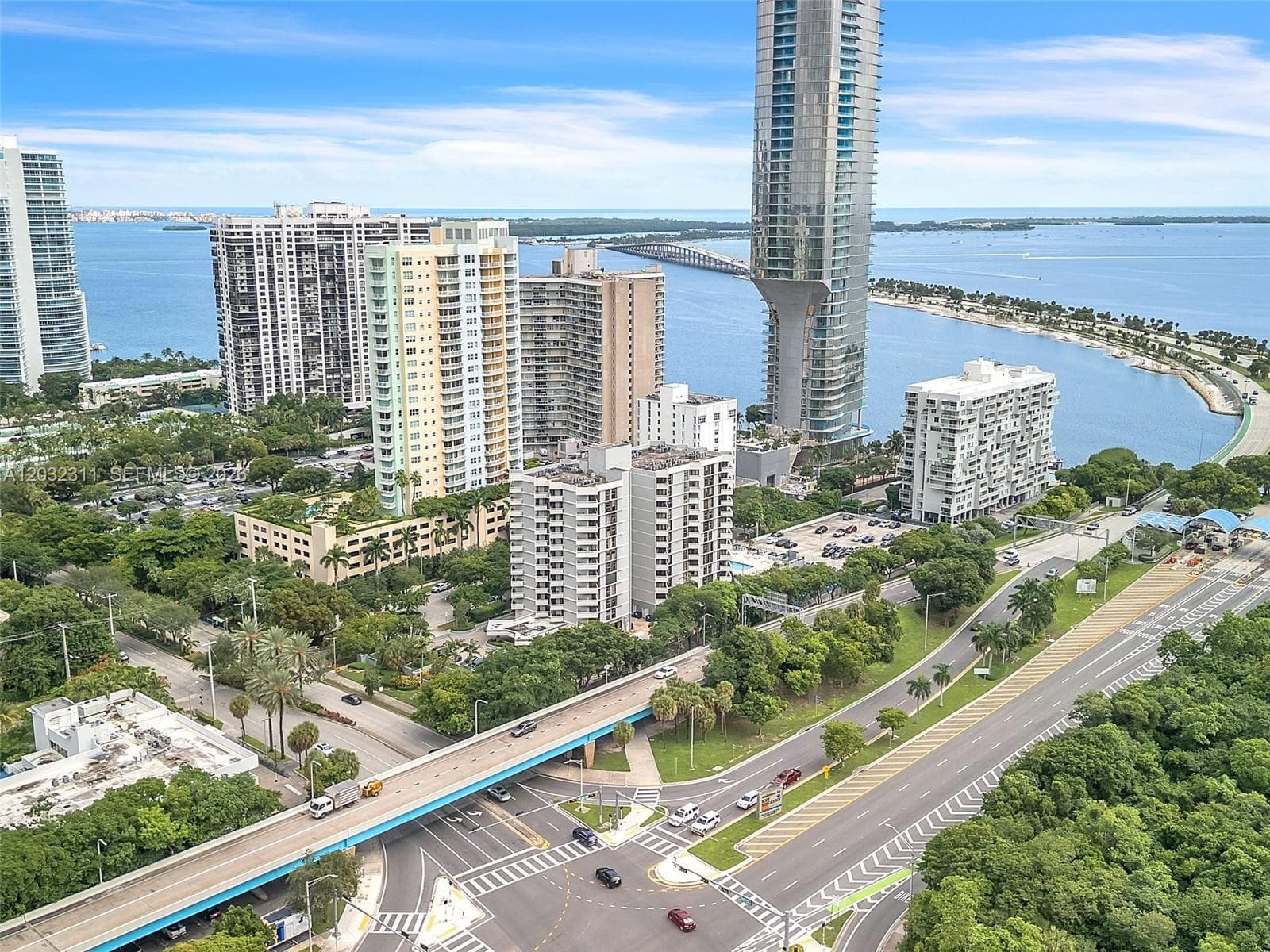 150 SE 25th Rd # 15J, Miami FL 33129 — 4