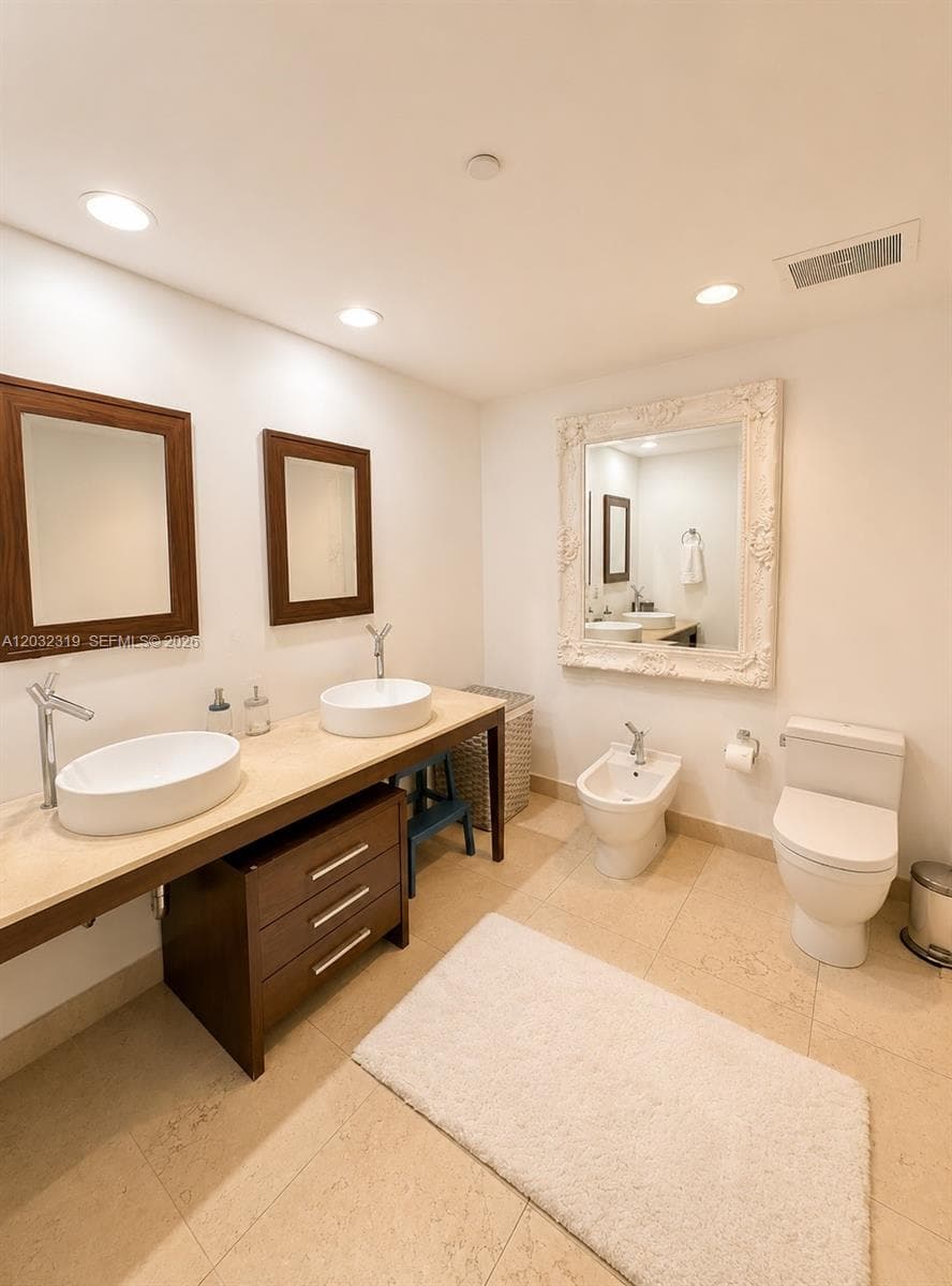 495 Brickell Ave # 3206, Miami FL 33131 — 5