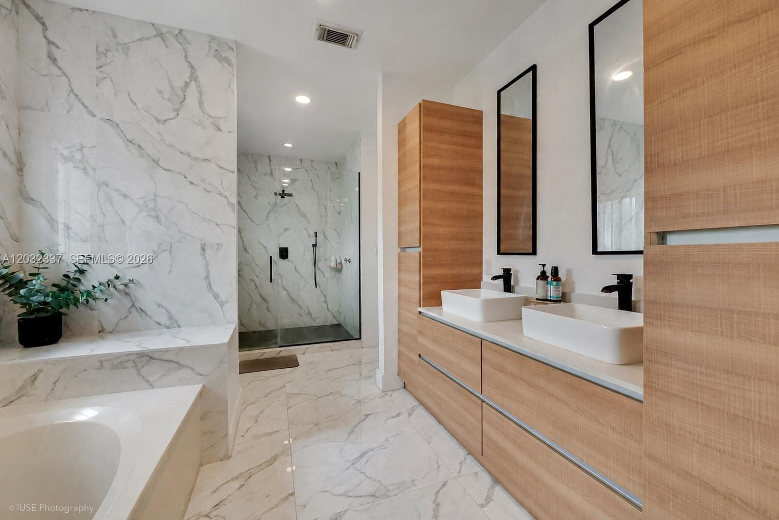 4147 NE 30th St, Homestead FL 33033 — 15