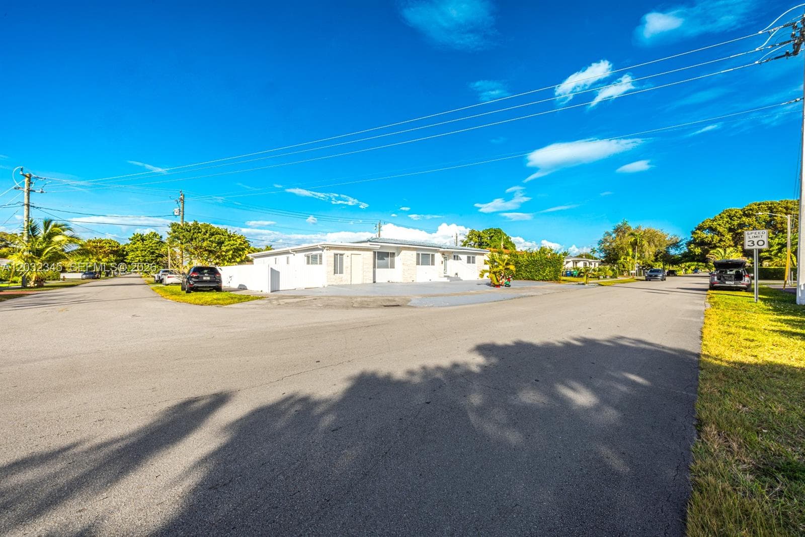 9365 SW 44th St, Miami FL 33165 — 6