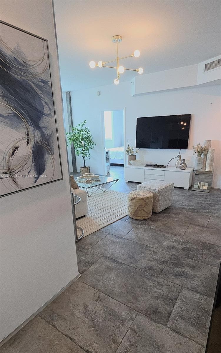 300 S Pointe Dr # 908, Miami Beach FL 33139 — 2