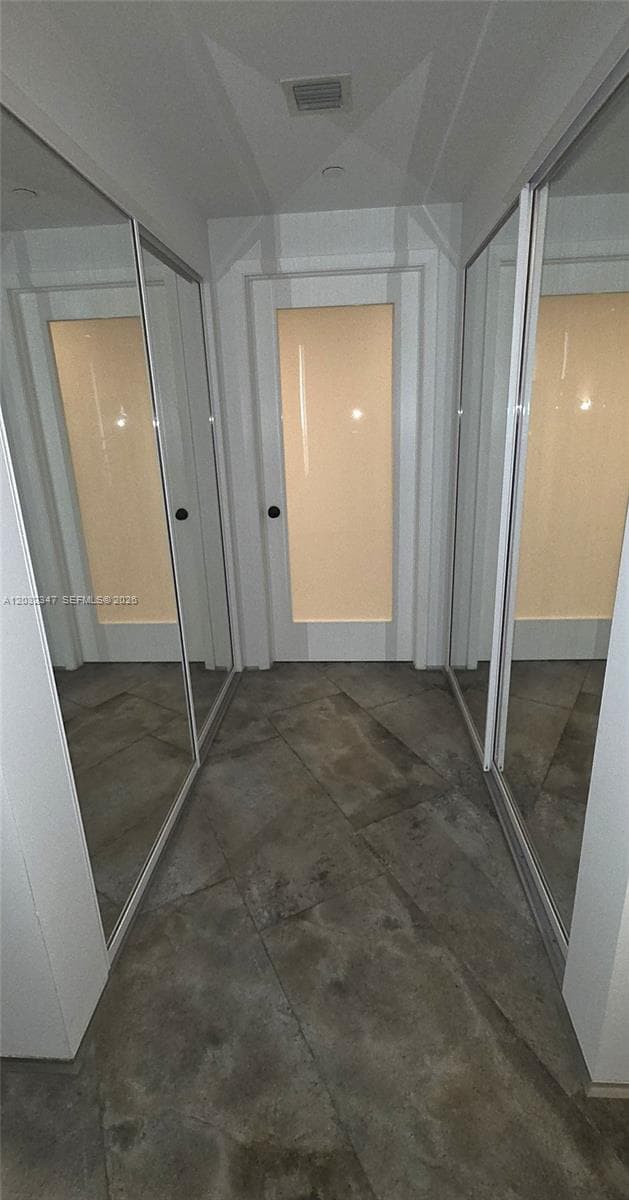 300 S Pointe Dr # 908, Miami Beach FL 33139 — 14