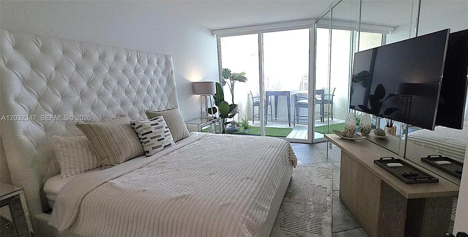 300 S Pointe Dr # 908, Miami Beach FL 33139 — 11