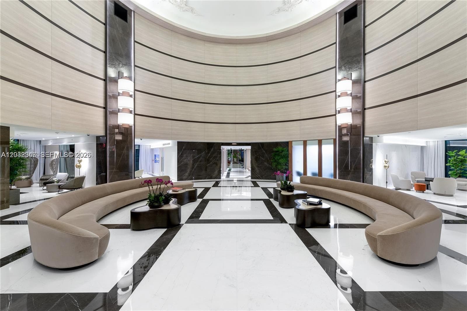 300 S Pointe Dr # 908, Miami Beach FL 33139 — 31