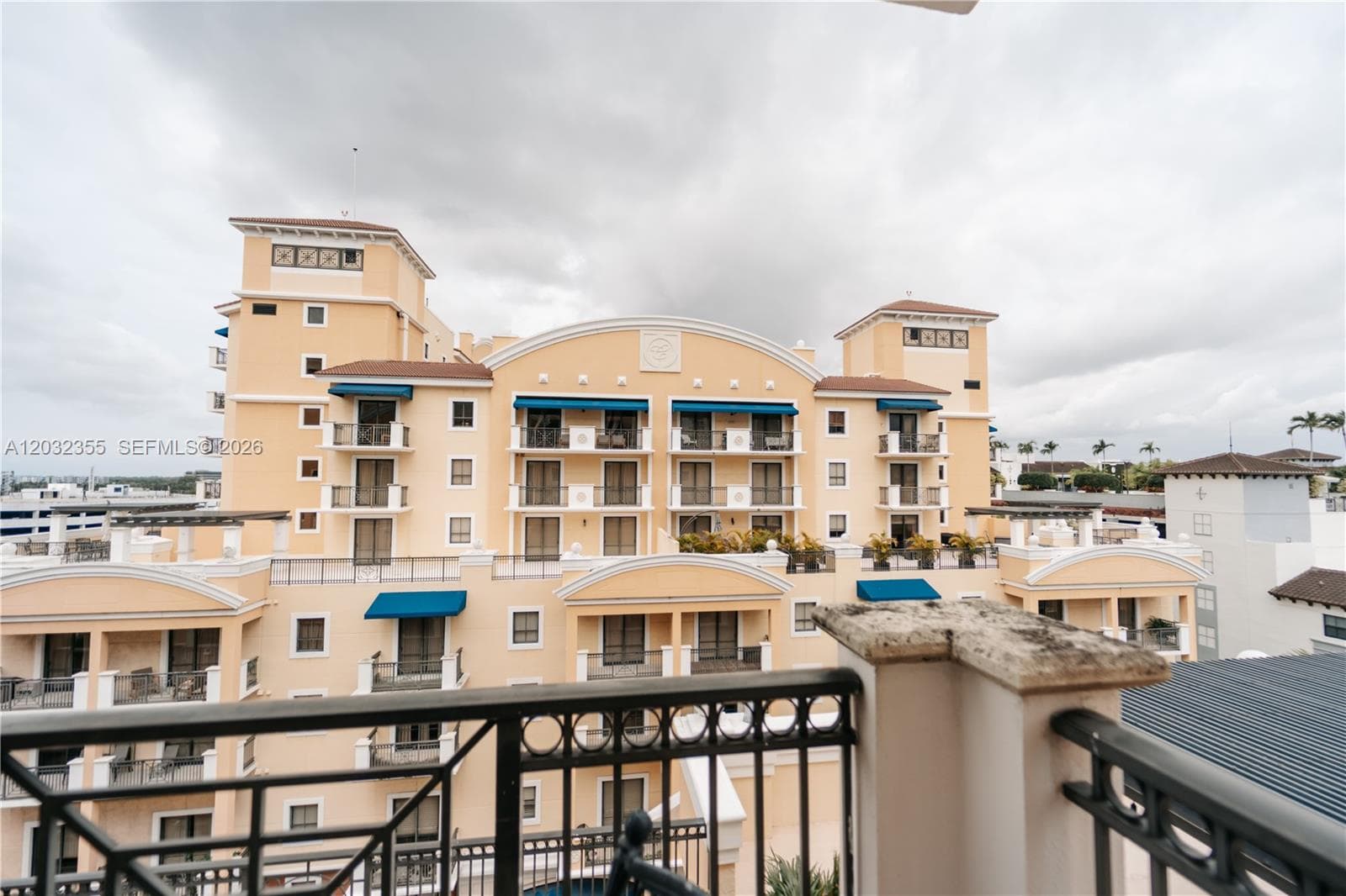 8390 SW 72nd Ave # 707, Miami FL 33143 — 35