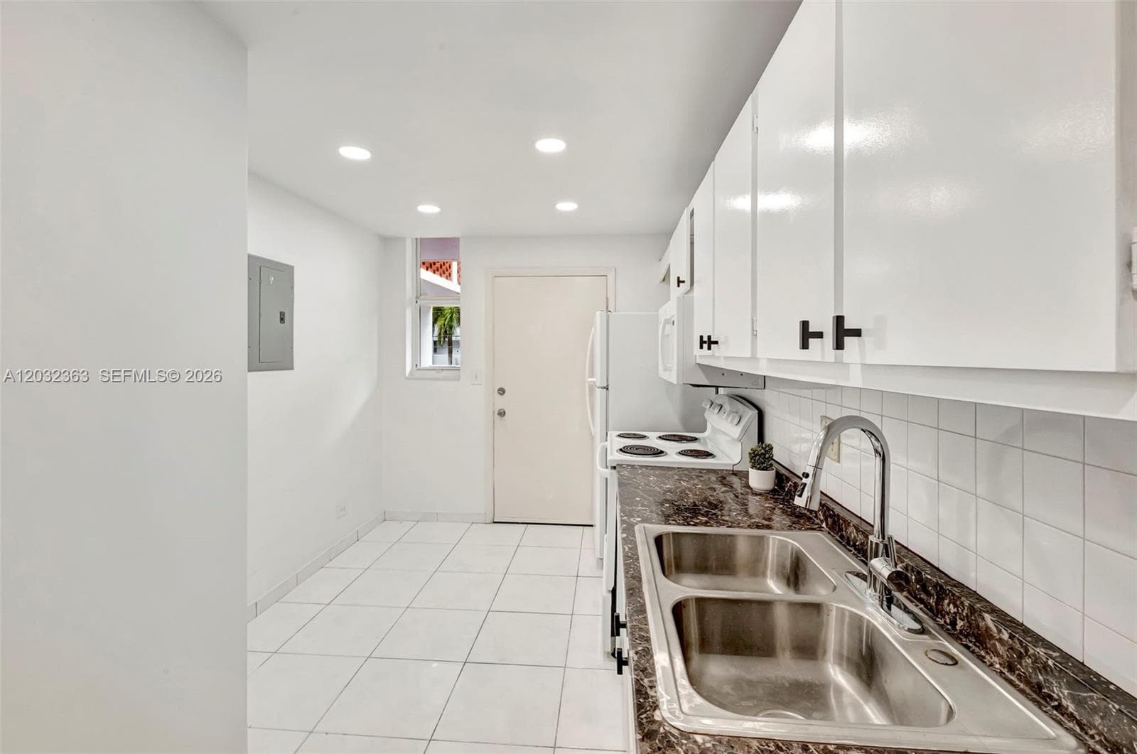3660 NE 166th St # 205, North Miami Beach FL 33160 — 8