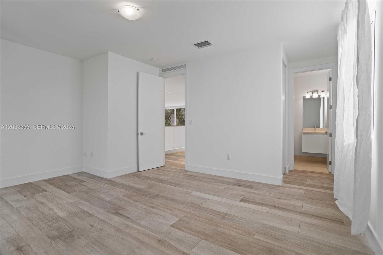 10296 NW 74th Terrace, Doral FL 33178 — 19