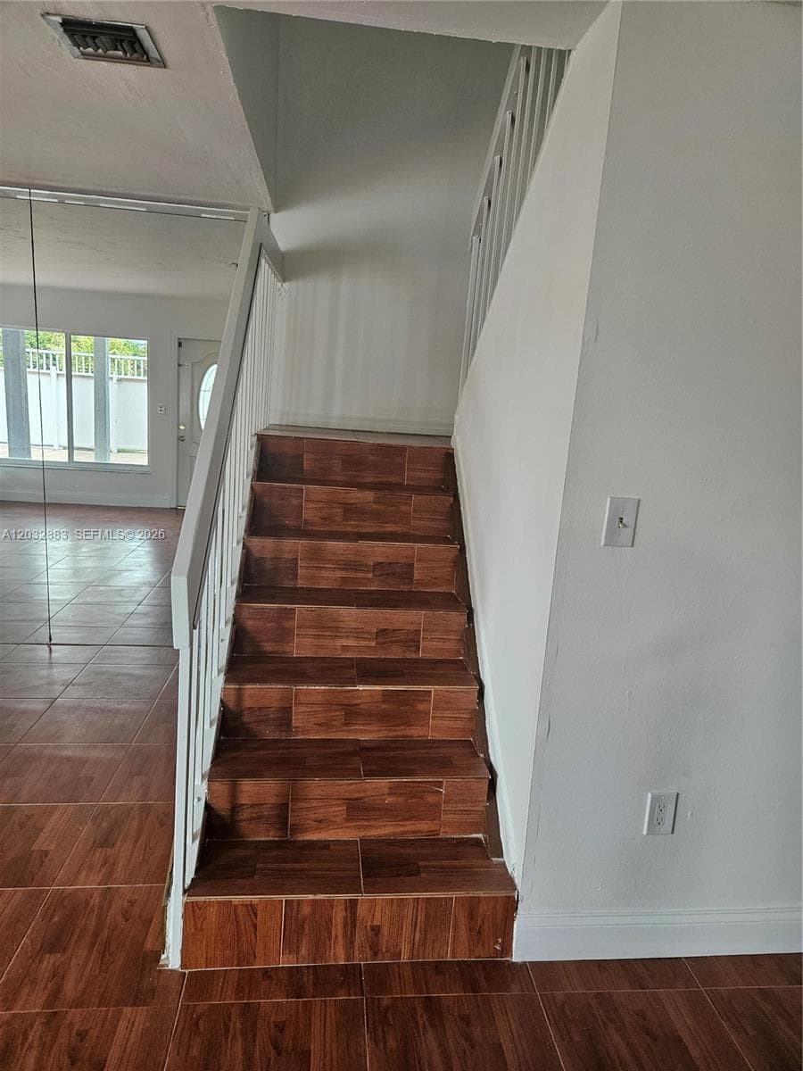 9890 NW 80th Pl # 2122, Hialeah Gardens FL 33016 — 16