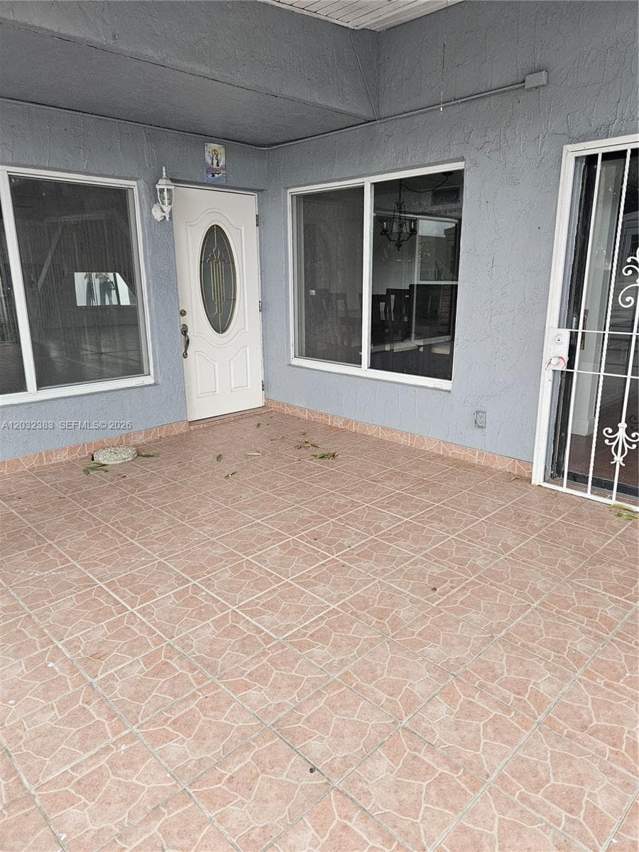 9890 NW 80th Pl # 2122, Hialeah Gardens FL 33016 — 5