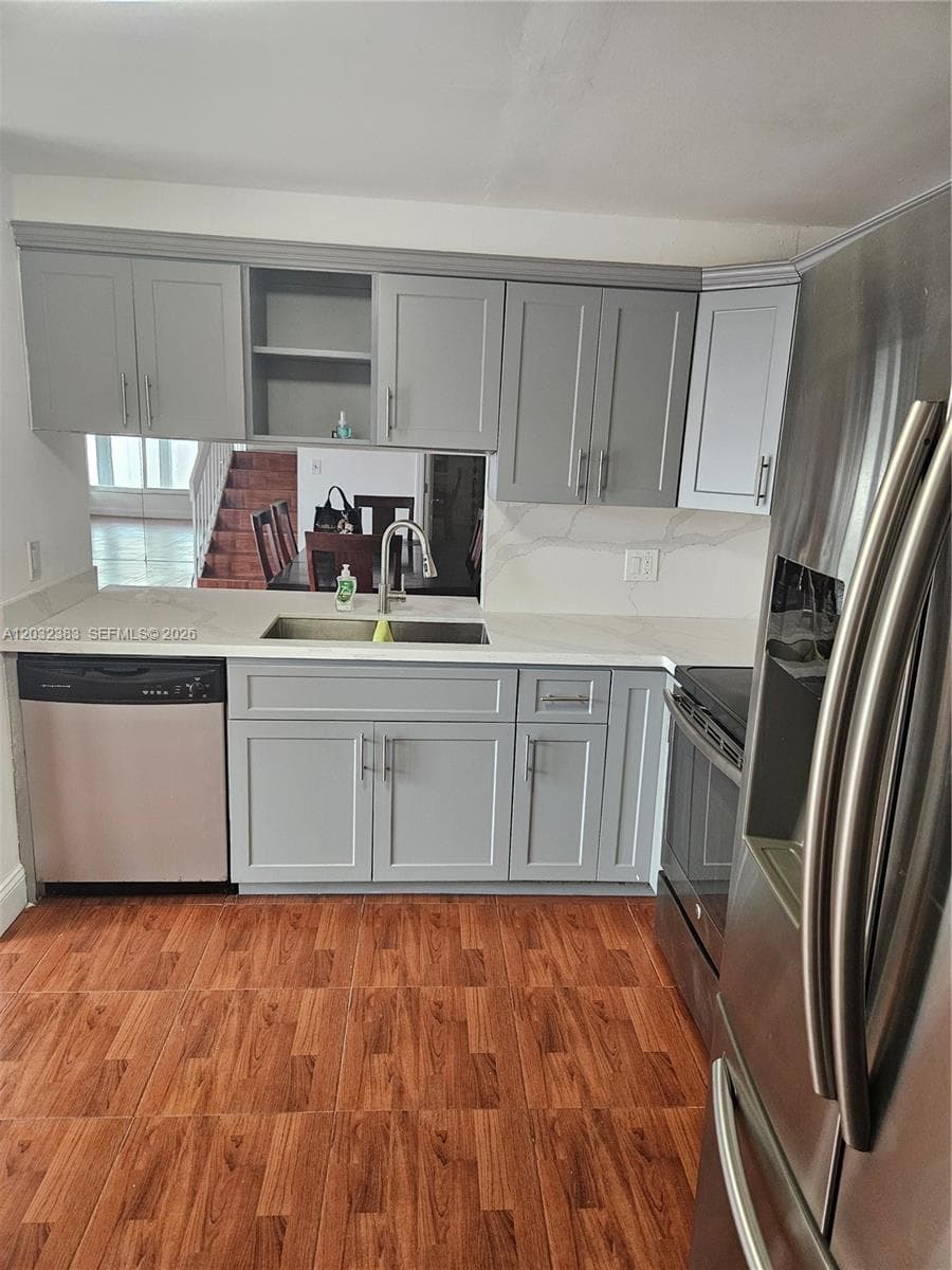 9890 NW 80th Pl # 2122, Hialeah Gardens FL 33016 — 10