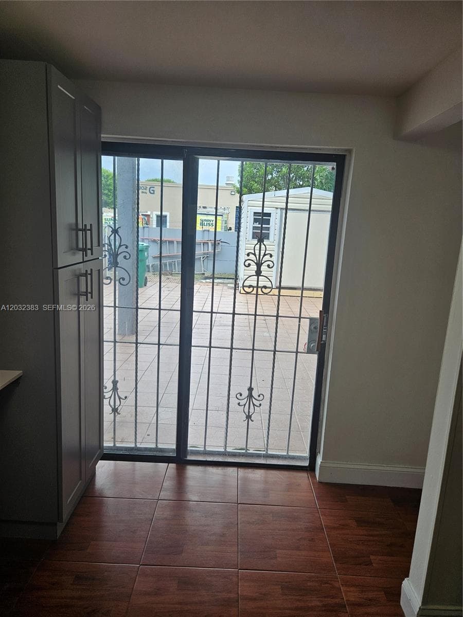 9890 NW 80th Pl # 2122, Hialeah Gardens FL 33016 — 11
