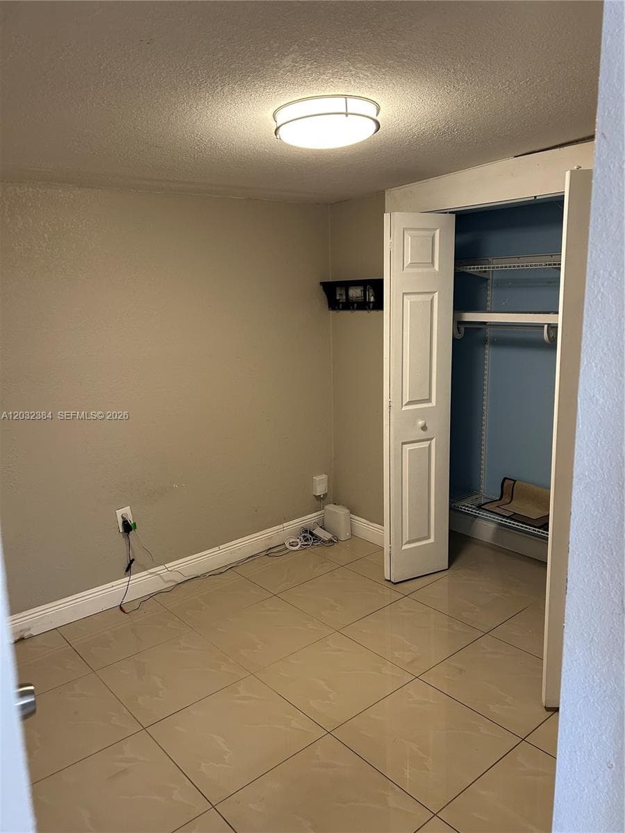 633 E 22nd St, Hialeah FL 33013 — 9