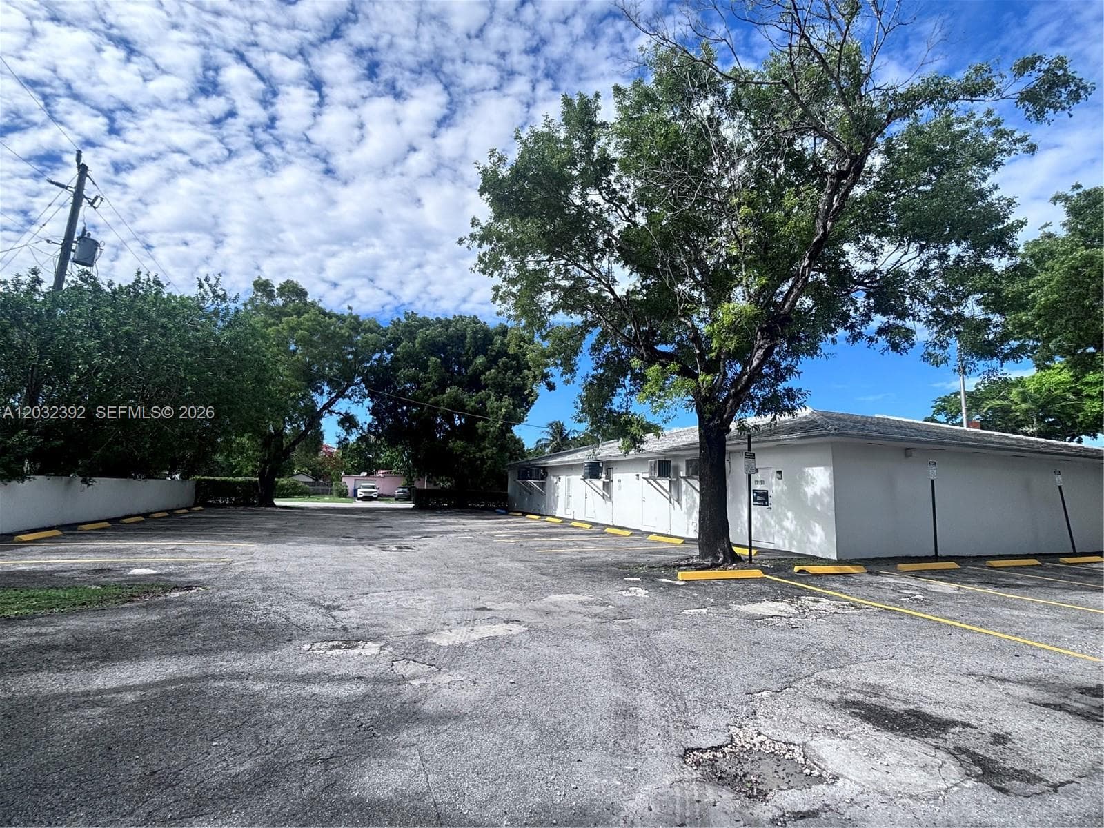17280 NE 19th Ave, North Miami Beach FL 33162 — 14
