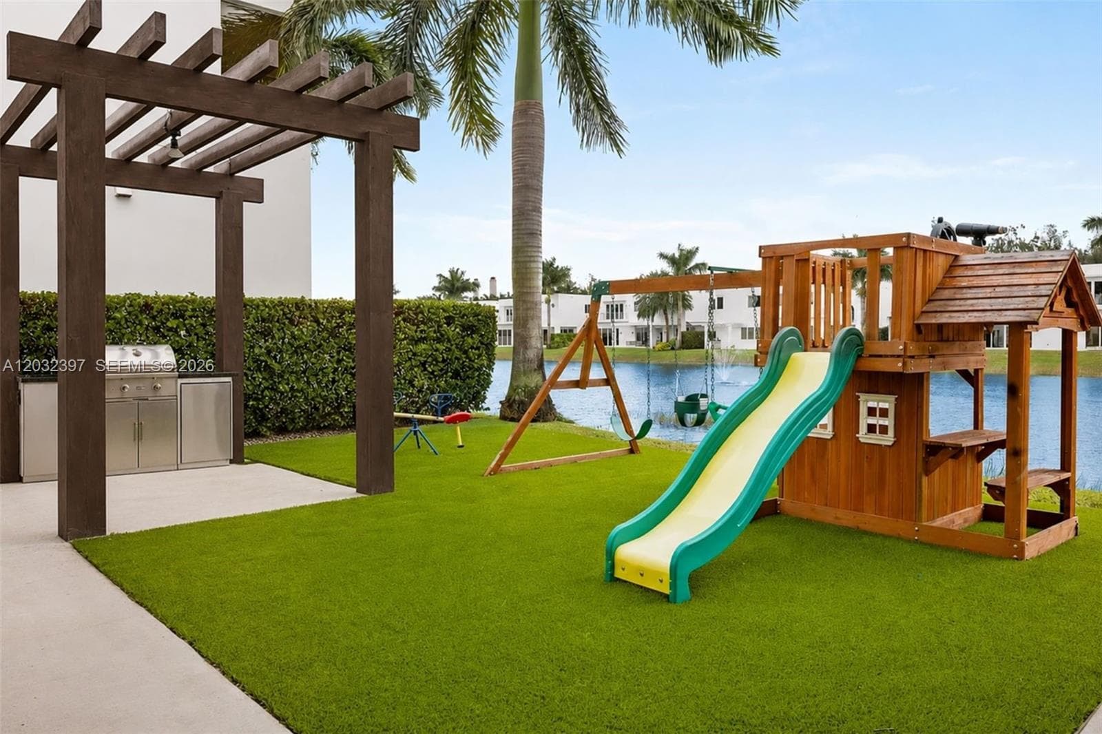10286 NW 75th Ter, Doral FL 33178 — 12