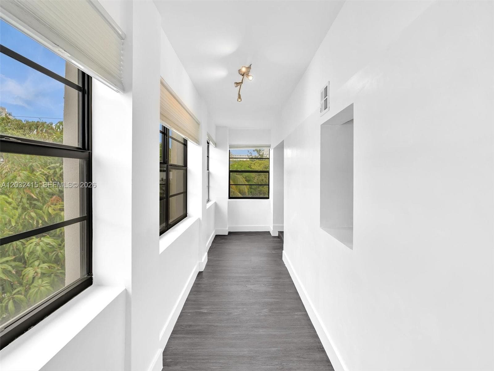 934 Michigan Ave # 305, Miami Beach FL 33139 — 13