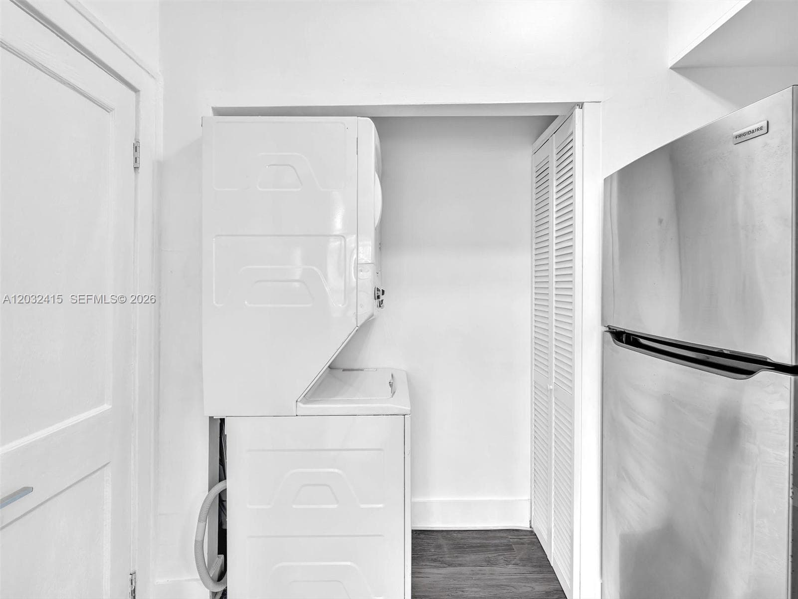 934 Michigan Ave # 305, Miami Beach FL 33139 — 17