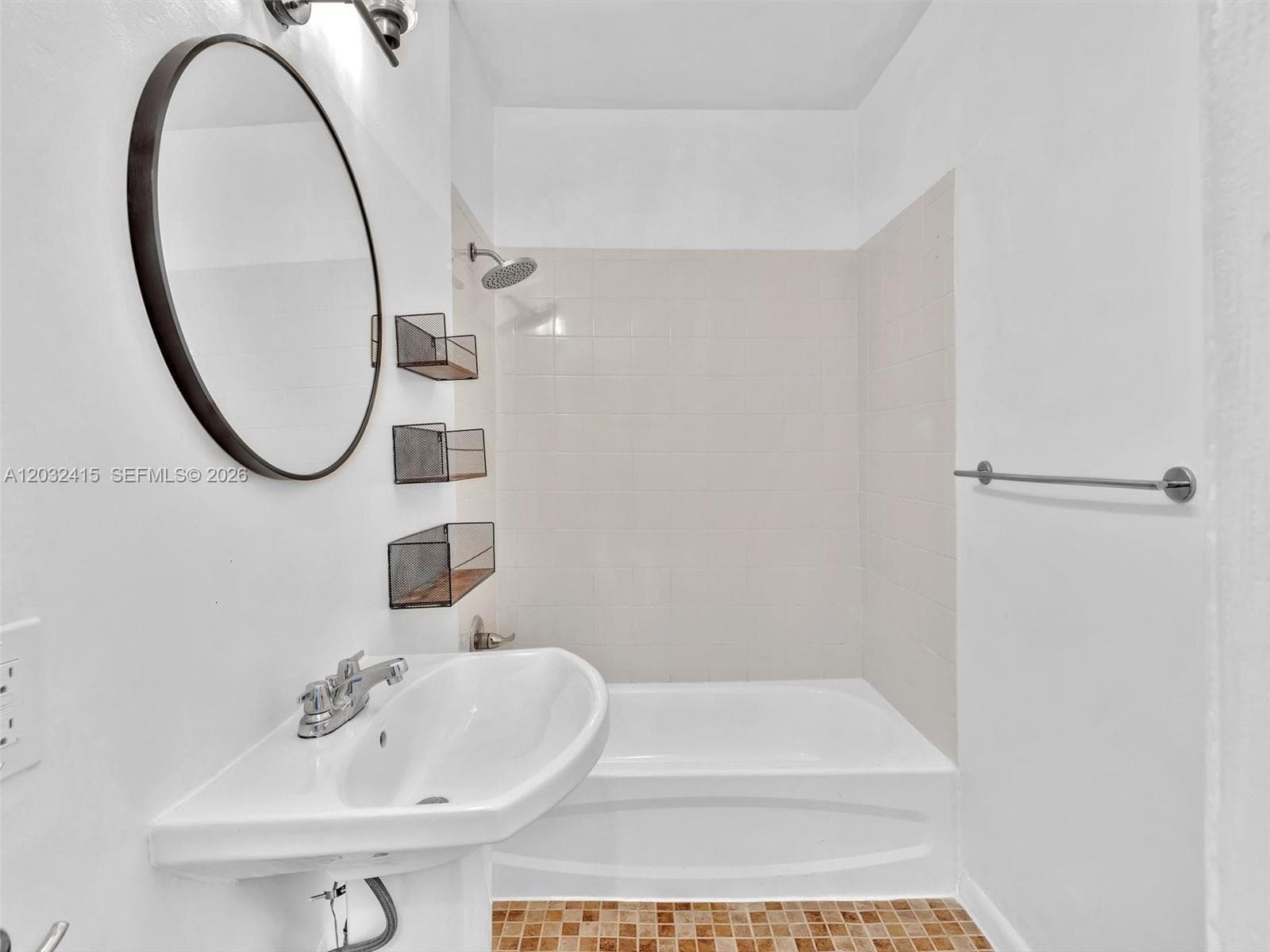934 Michigan Ave # 305, Miami Beach FL 33139 — 14