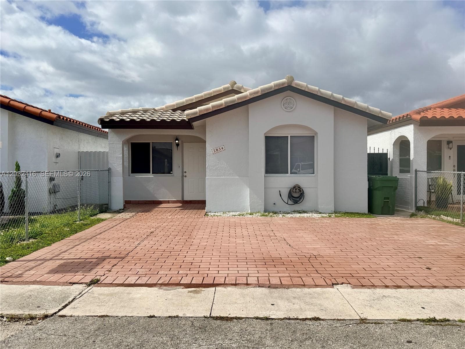 2834 W 75th Ter, Hialeah FL 33018 — 2