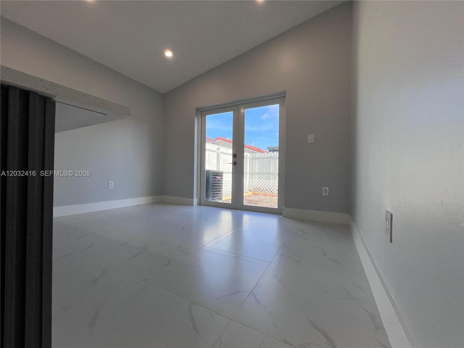 2834 W 75th Ter, Hialeah FL 33018 — 19