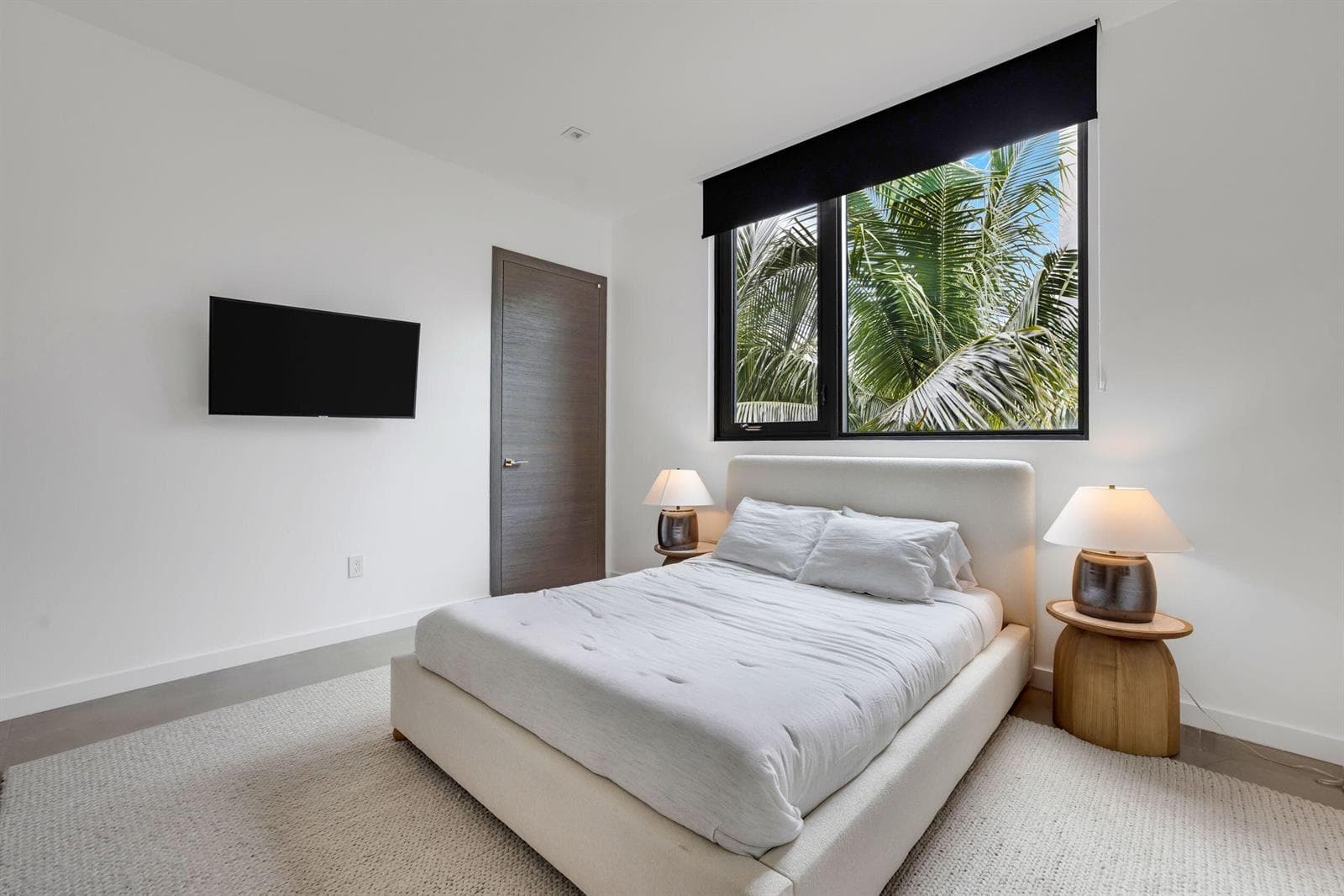3462 NE 171st Street, North Miami Beach FL 33160 — 79