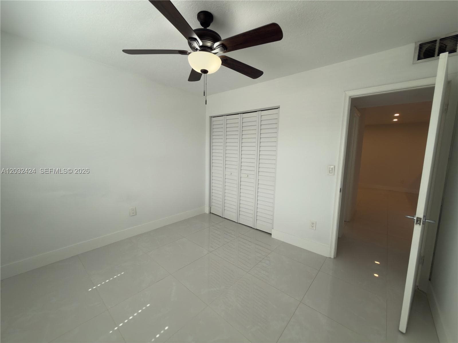 2500 W 67th Pl # 26, Hialeah FL 33016 — 14
