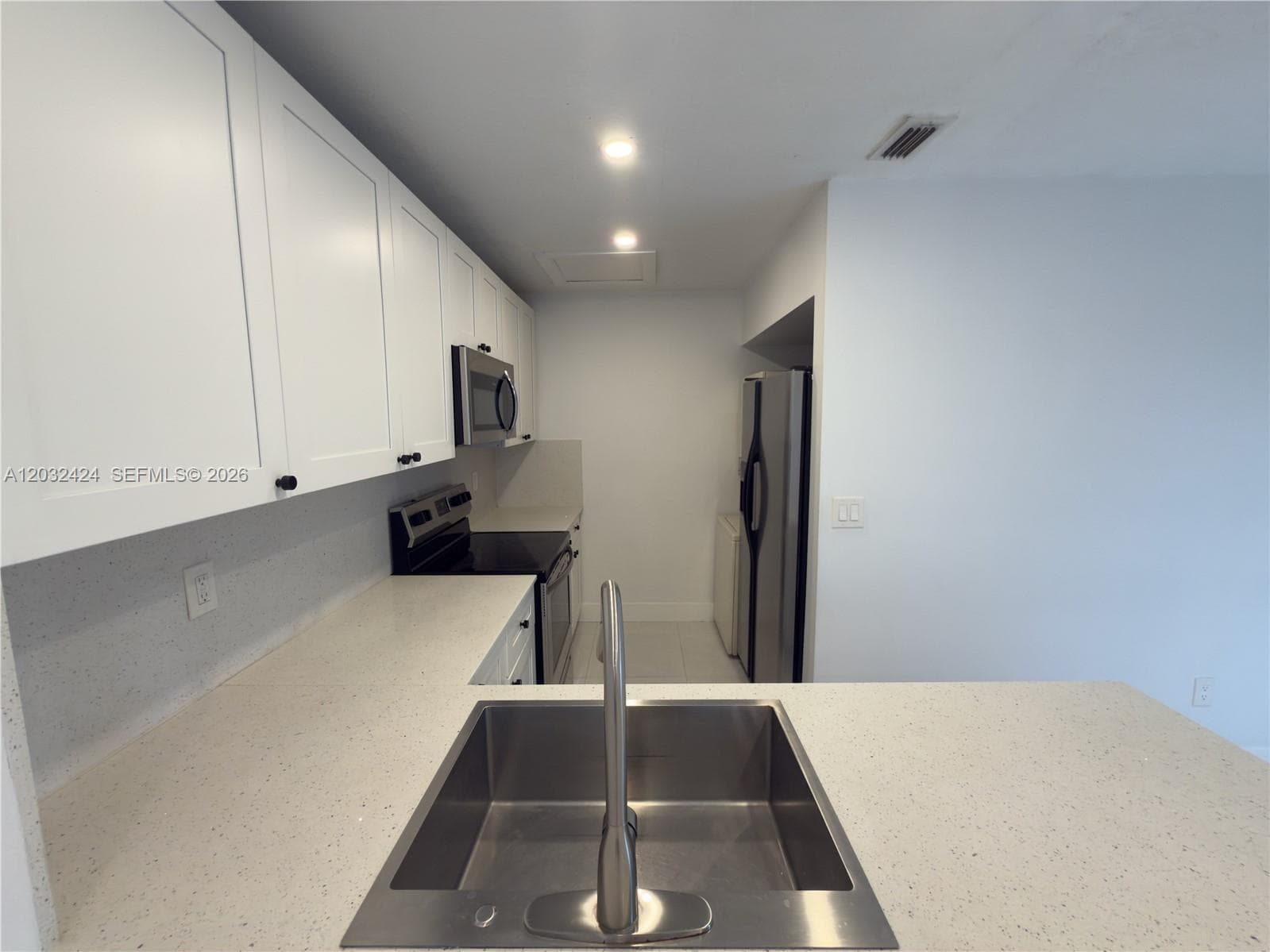 2500 W 67th Pl # 26, Hialeah FL 33016 — 8