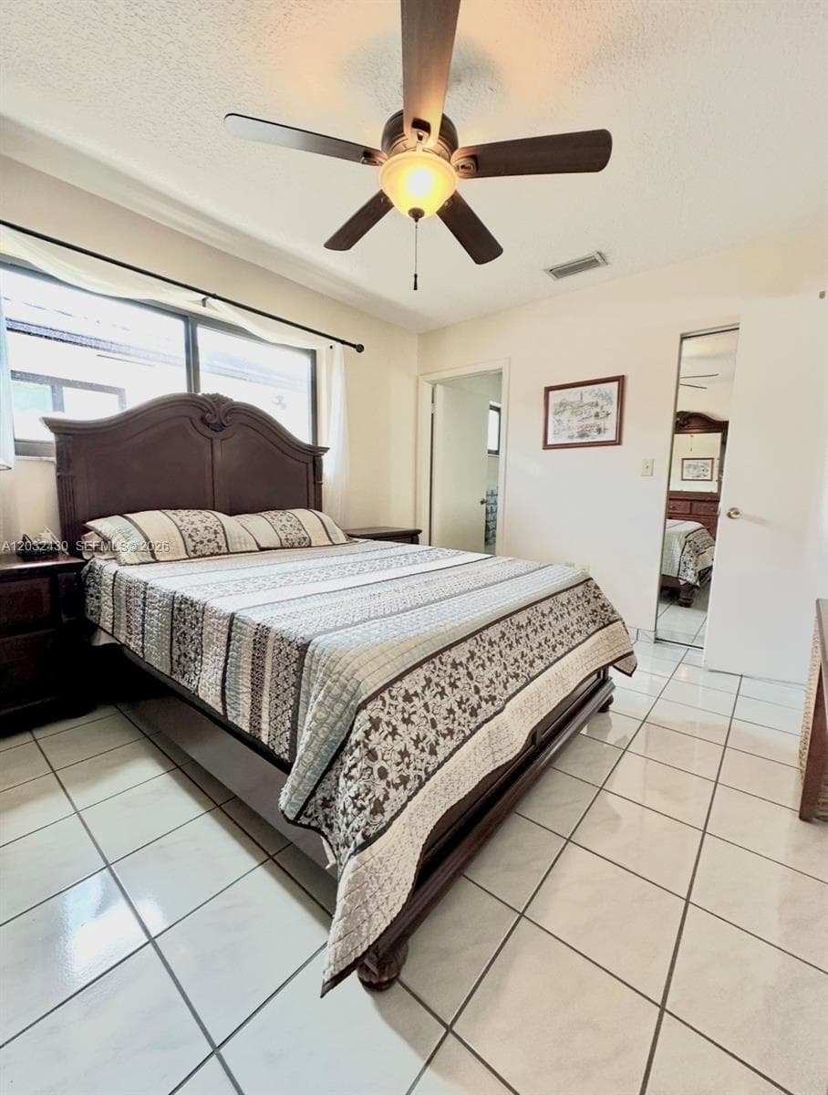 6527 W 22nd Ln, Hialeah FL 33016 — 9